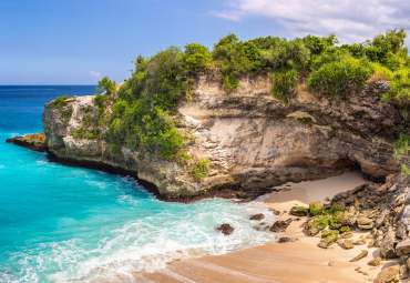 image-Menikmati Keheningan dan Keindahan Laut di Pulau Nusa Lembongan Bali