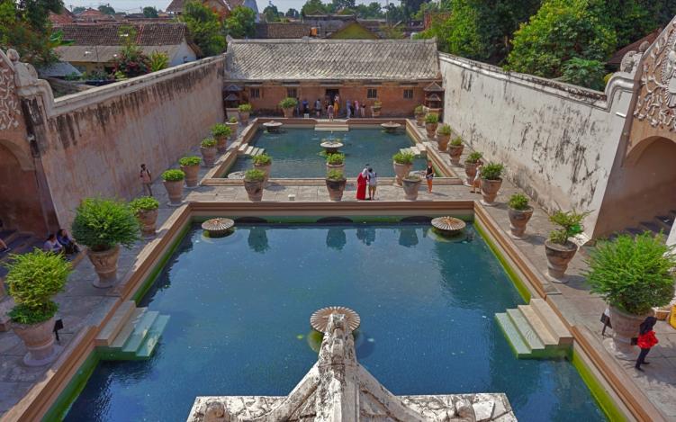 Istana Air Taman Sari