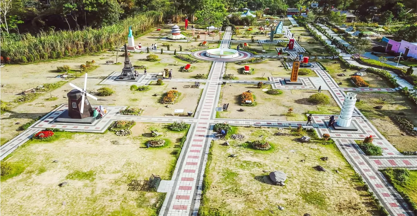 The World Landmarks Merapi Park