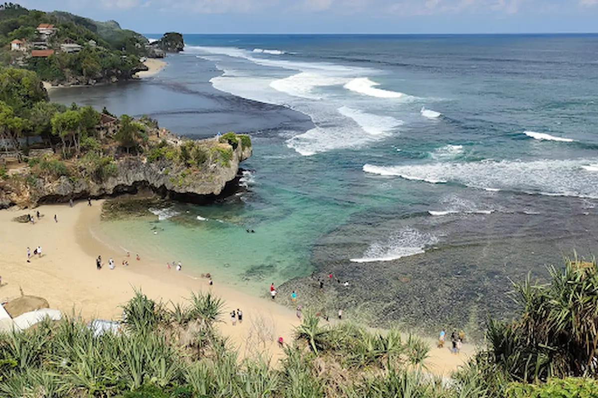 Pantai Ngandong